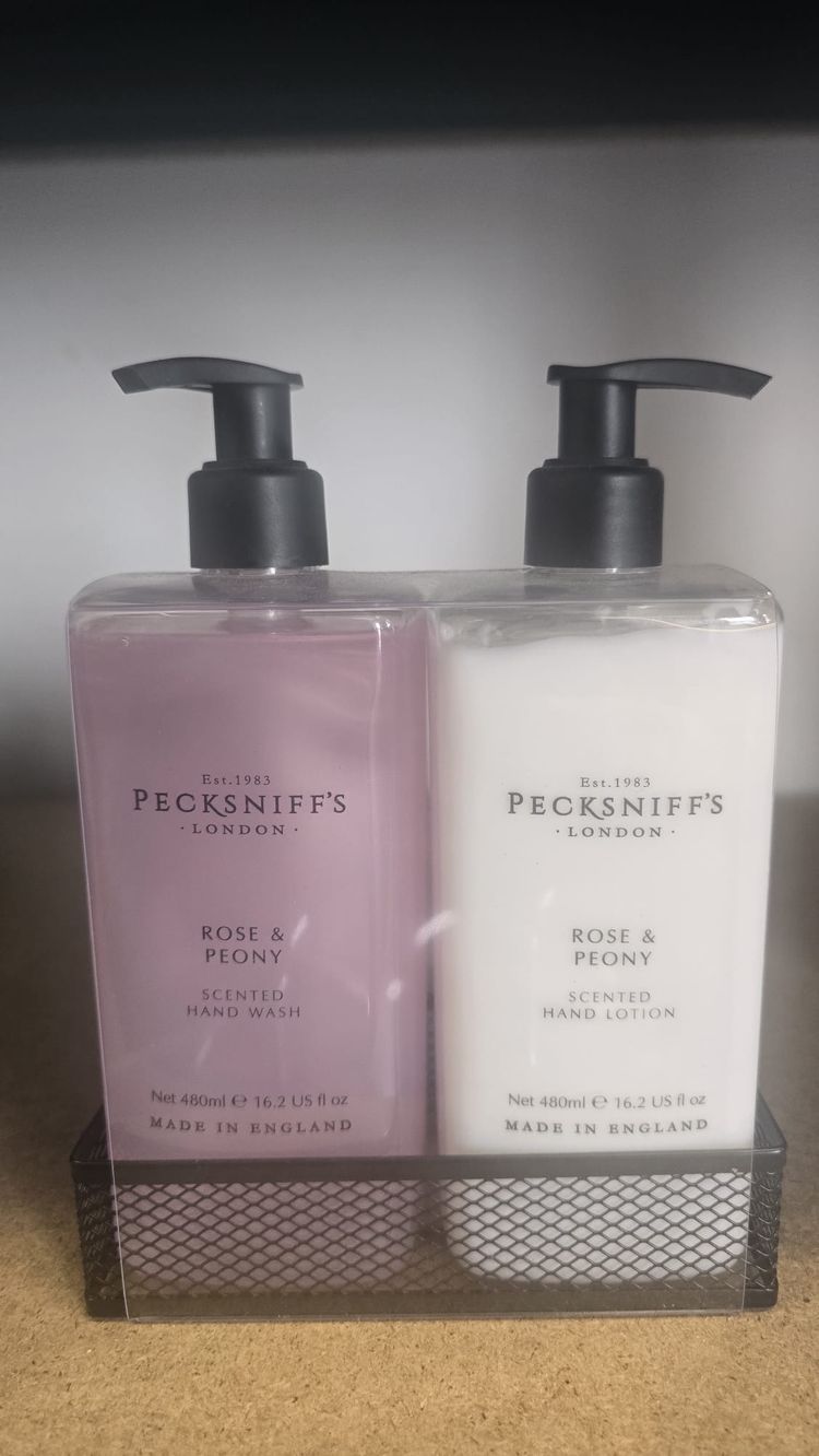 Pecksniff'S Rose & Peony Scented Hand Wash And Hand Lotion Set plastic
